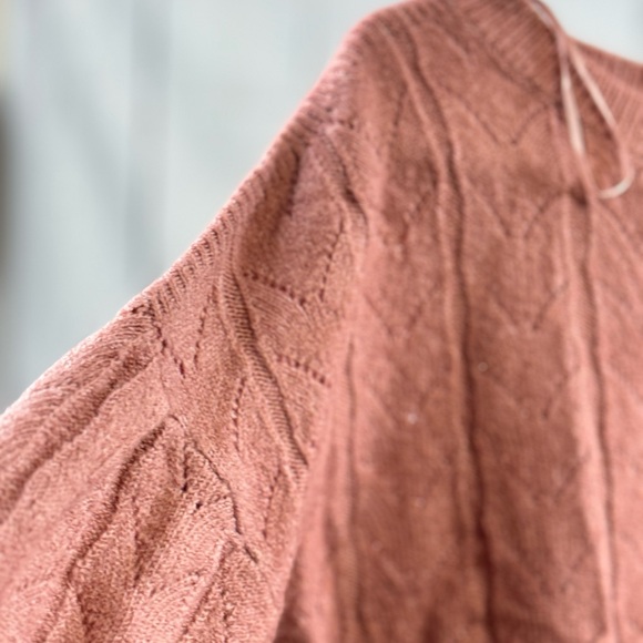 527.RW&CO Cropped knit sweater, size M - Picture 6 of 8